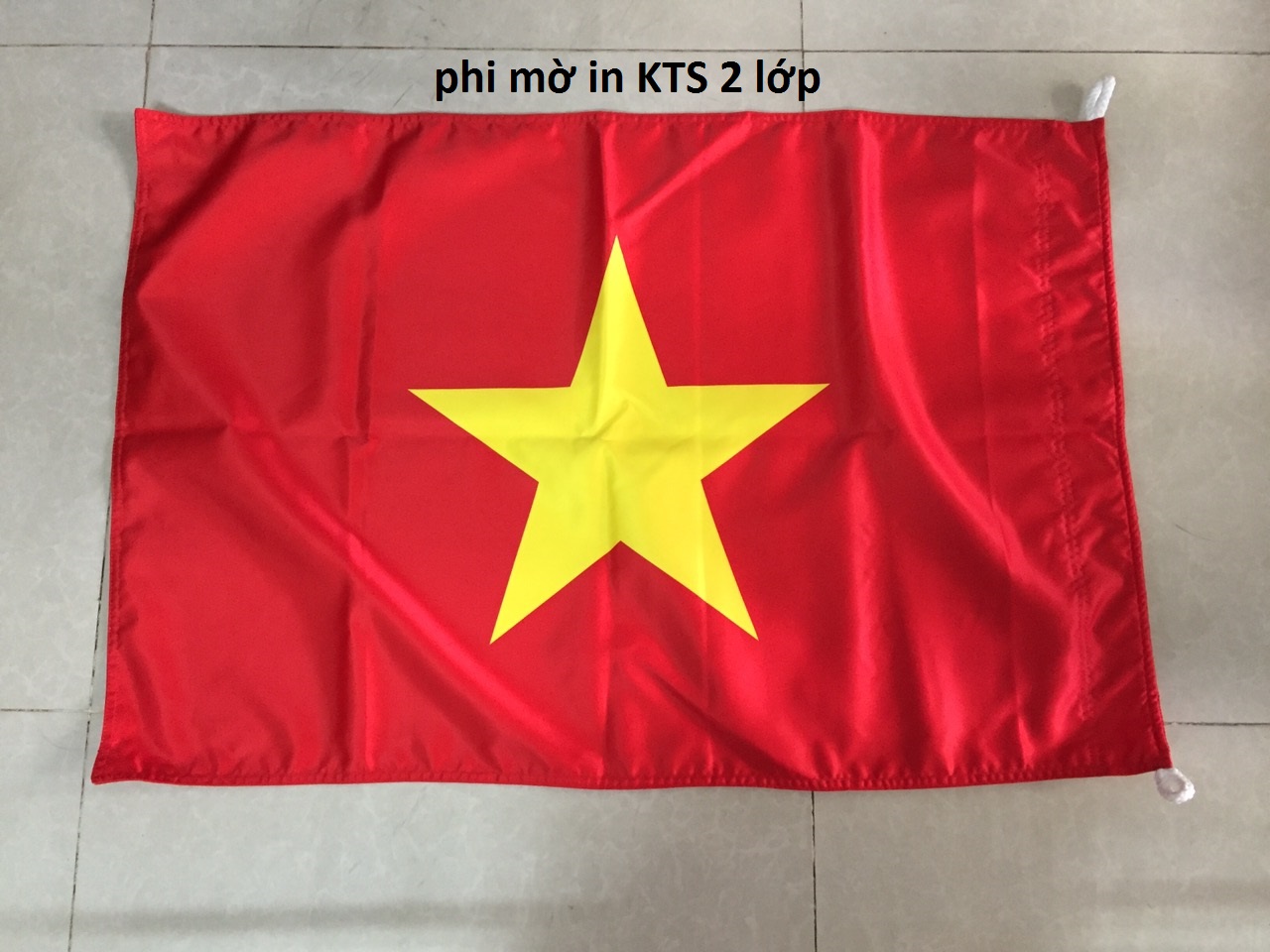 Cờ tổ quốc, Kích thước 70 x 105 cm, Vải phi mờ,in ngôi sao KTS